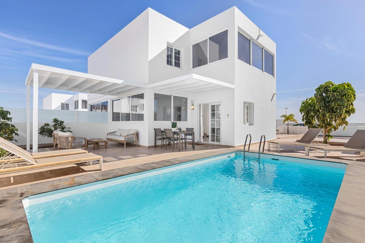Villa Atlantica - Heated Pool In Playa Blanca Kültér fotó