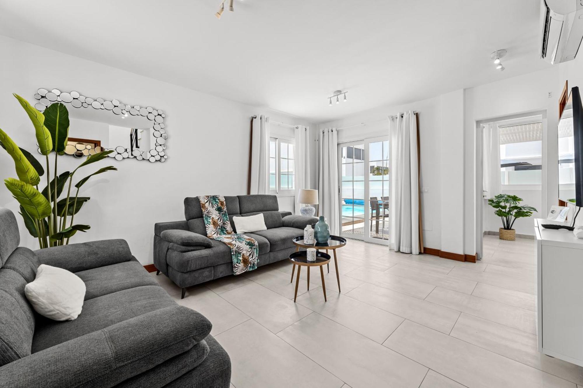Villa Atlantica - Heated Pool In Playa Blanca Kültér fotó