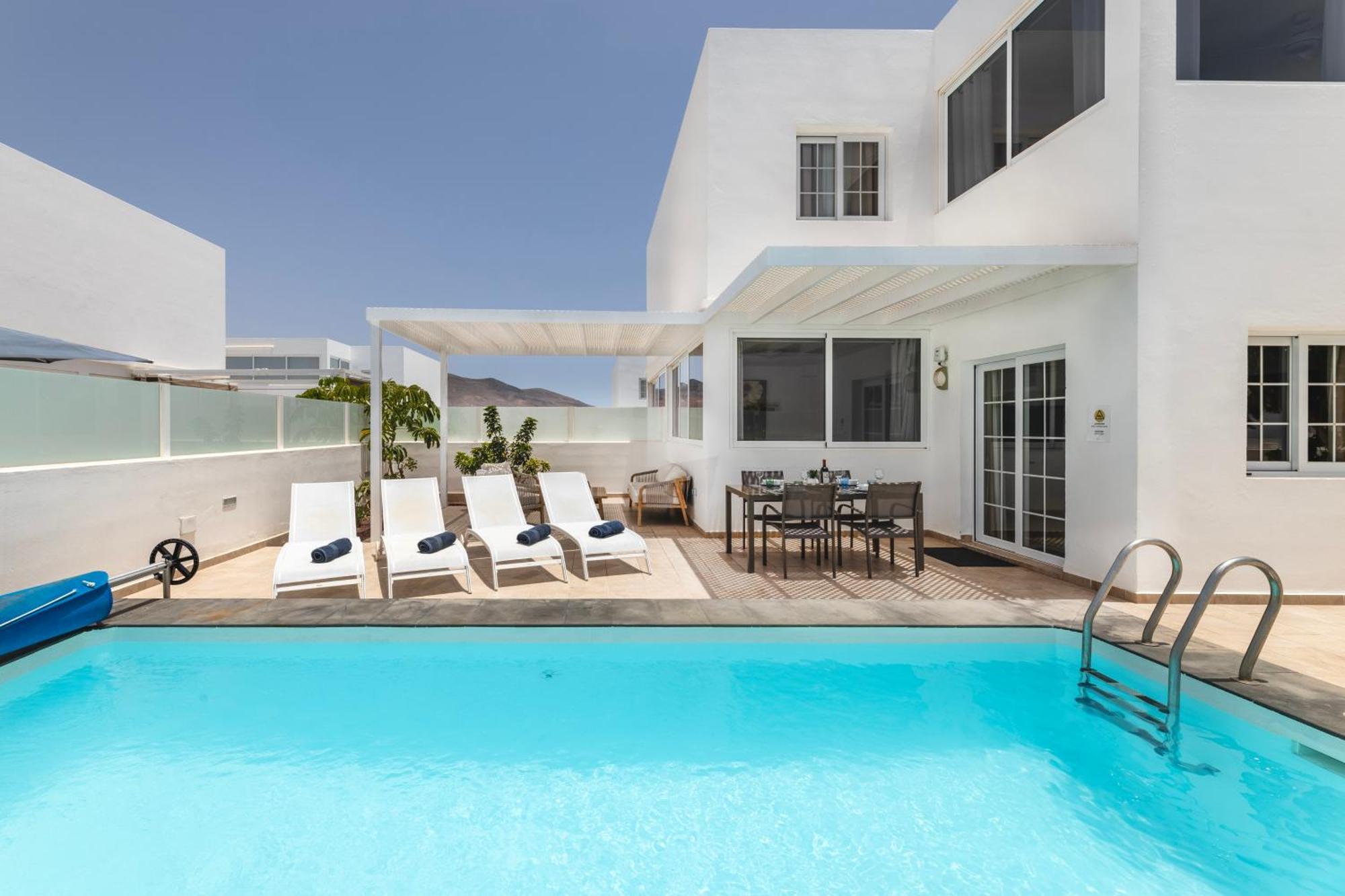 Villa Atlantica - Heated Pool In Playa Blanca Kültér fotó