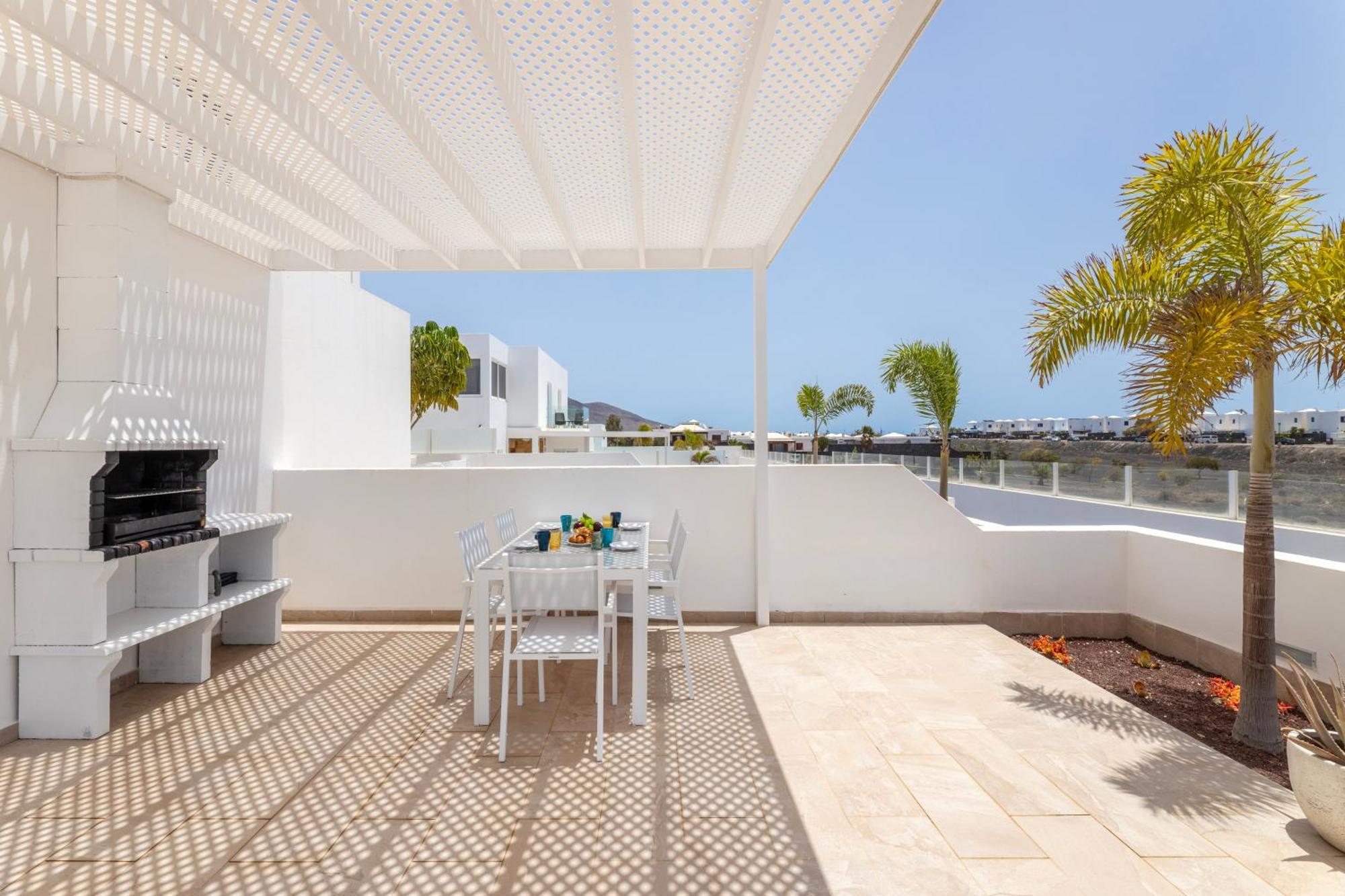 Villa Atlantica - Heated Pool In Playa Blanca Kültér fotó