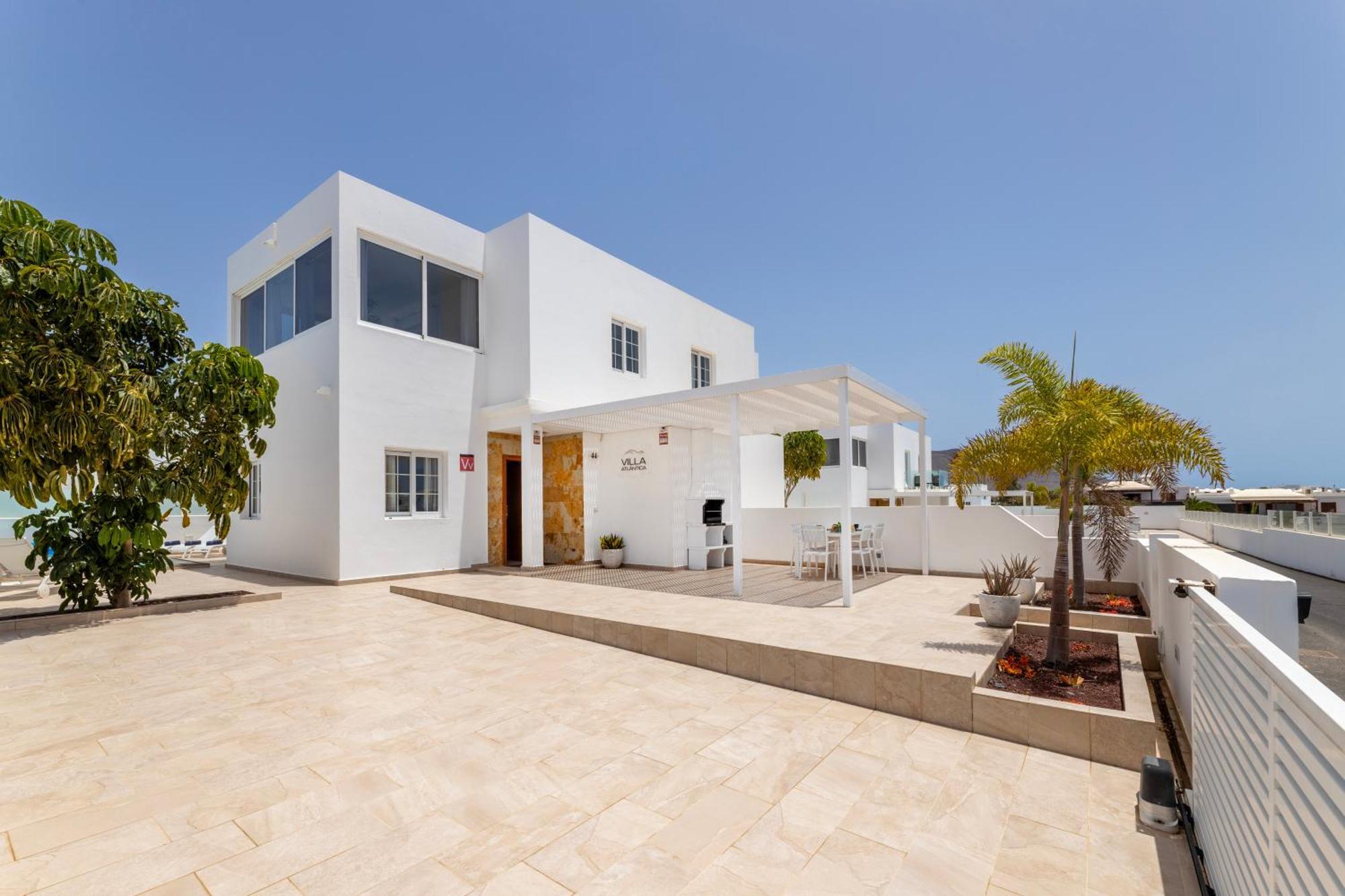 Villa Atlantica - Heated Pool In Playa Blanca Kültér fotó
